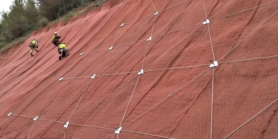Böschungsstabilitätsanalyse in Witten: Geotechnische Sicherheit für Hanglagen